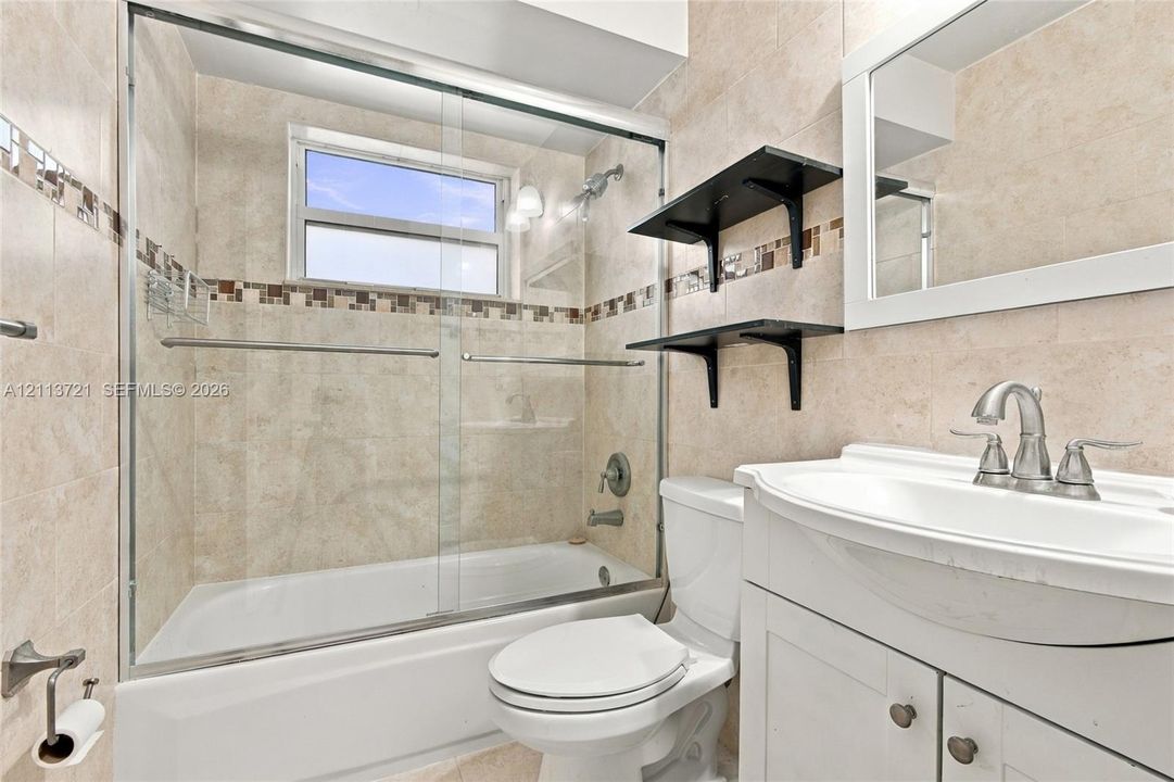 For Sale: $505,000 (3 beds, 2 baths, 1255 Square Feet)
