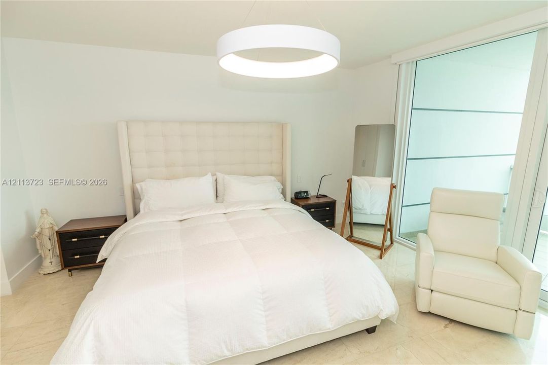 For Rent: $9,750 (2 beds, 2 baths, 1610 Square Feet)