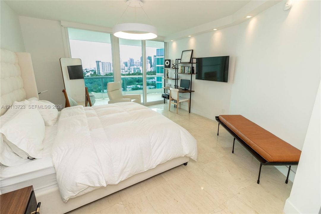 For Rent: $9,750 (2 beds, 2 baths, 1610 Square Feet)