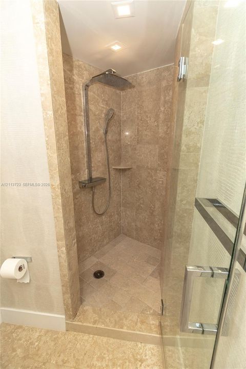 For Rent: $9,750 (2 beds, 2 baths, 1610 Square Feet)