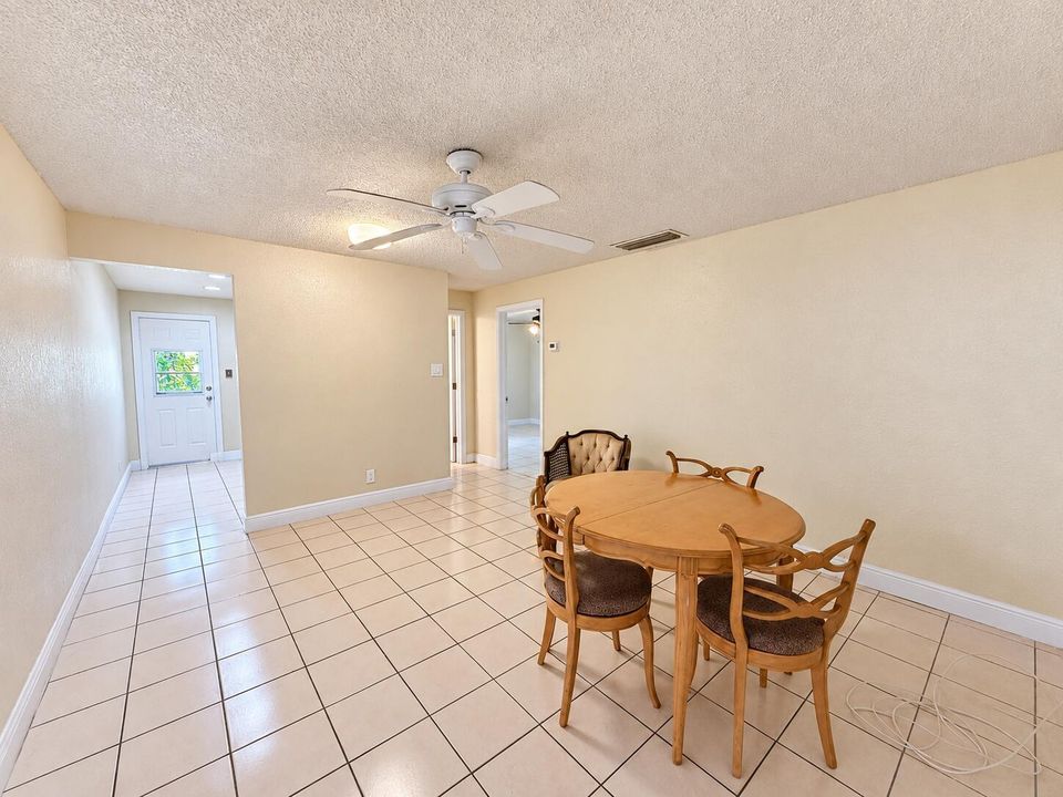 Bright natural HDR home interior-9