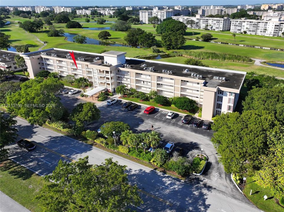 На продажу: $225,000 (2 спален, 2 ванн, 1064 Квадратных фут)