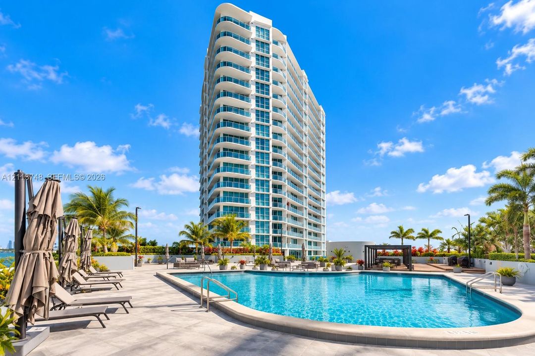 For Rent: $3,600 (2 beds, 2 baths, 1413 Square Feet)