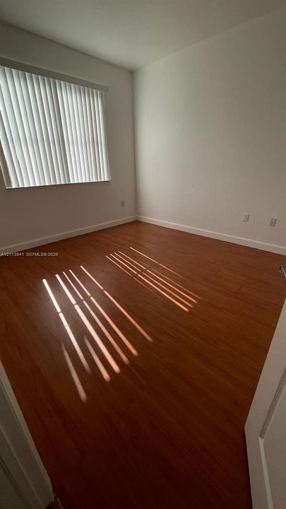 В аренду: $2,300 (2 спален, 2 ванн, 967 Квадратных фут)
