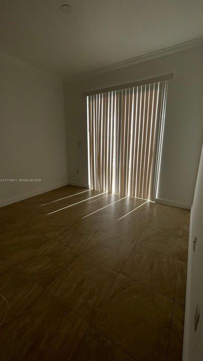 В аренду: $2,300 (2 спален, 2 ванн, 967 Квадратных фут)