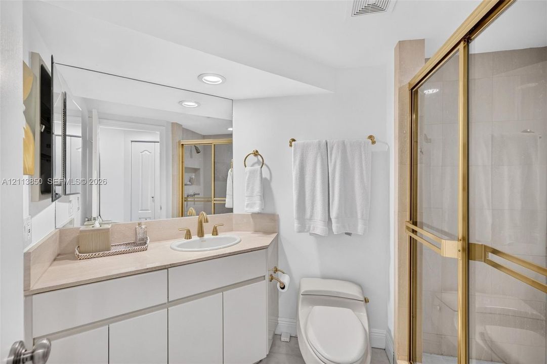 For Sale: $675,000 (2 beds, 2 baths, 1607 Square Feet)