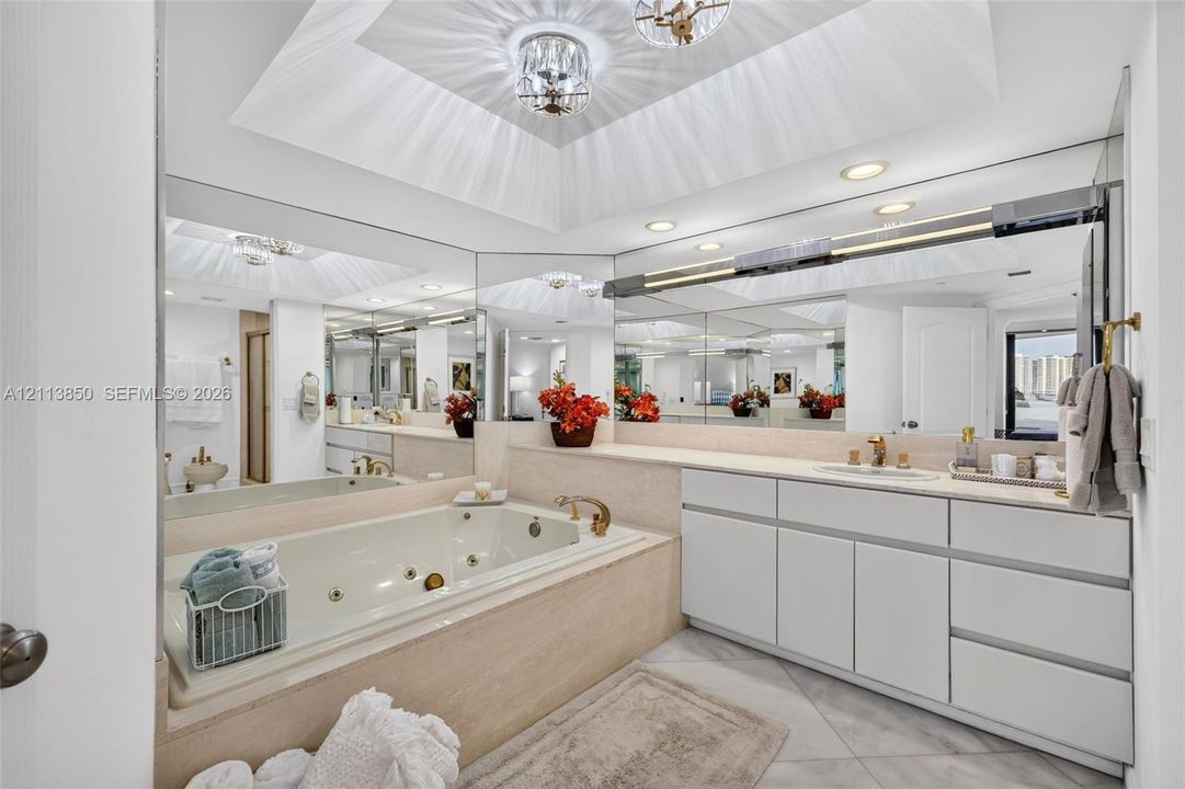 For Sale: $675,000 (2 beds, 2 baths, 1607 Square Feet)