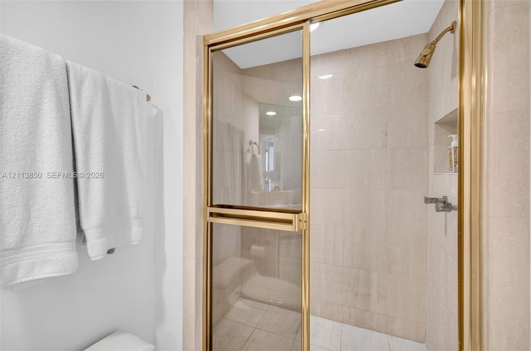 For Sale: $675,000 (2 beds, 2 baths, 1607 Square Feet)
