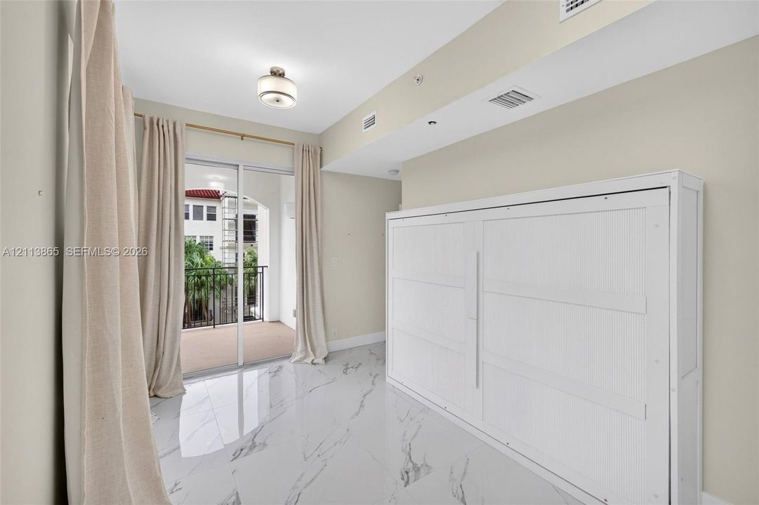 For Sale: $995,000 (2 beds, 2 baths, 1820 Square Feet)