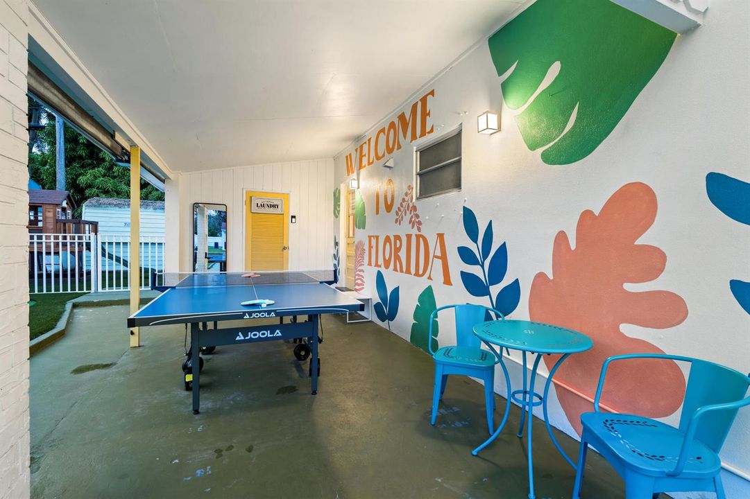 Hallandale Sunshine - Pingpong area at n