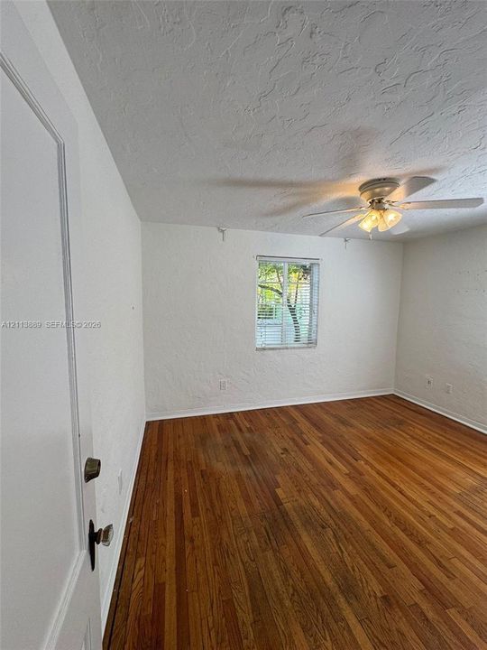 For Rent: $6,500 (3 beds, 2 baths, 1514 Square Feet)