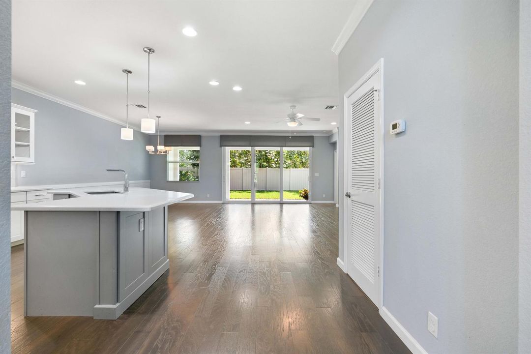 Foyer to Kitchen