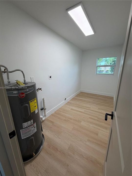 For Rent: $2,900 (4 beds, 2 baths, 1125 Square Feet)