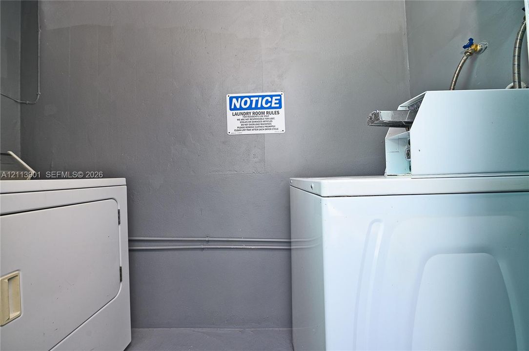 For Rent: $1,600 (1 beds, 1 baths, 700 Square Feet)