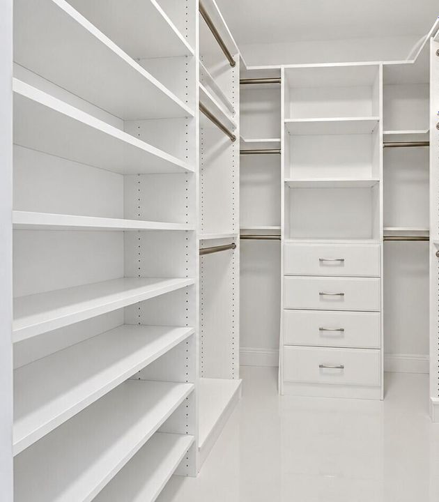 closet_photo_1