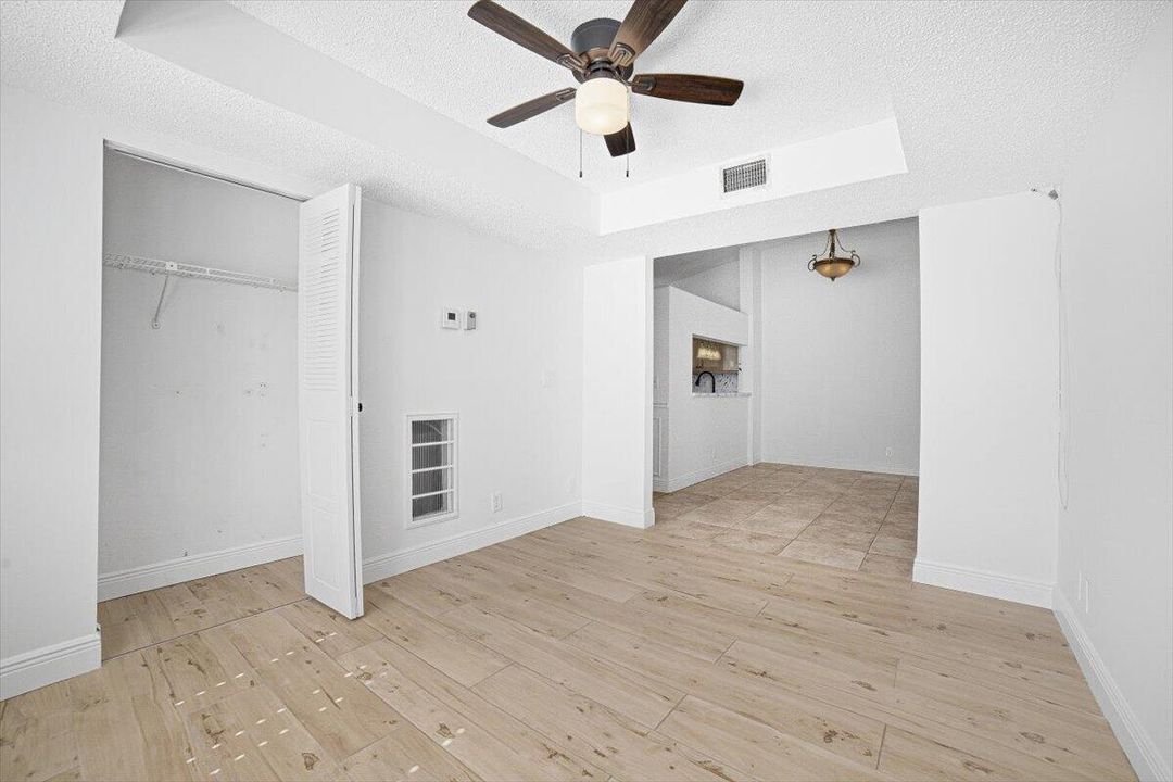 12-Bedroom2-B