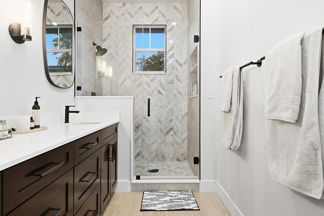 480-AMADOR-LANE-UNIT-4-33401-018