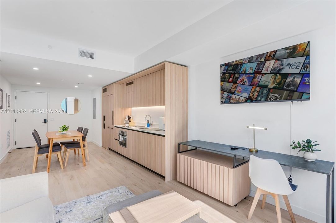 En Venta: $527,900 (1 camas, 1 baños, 530 Pies cuadrados)