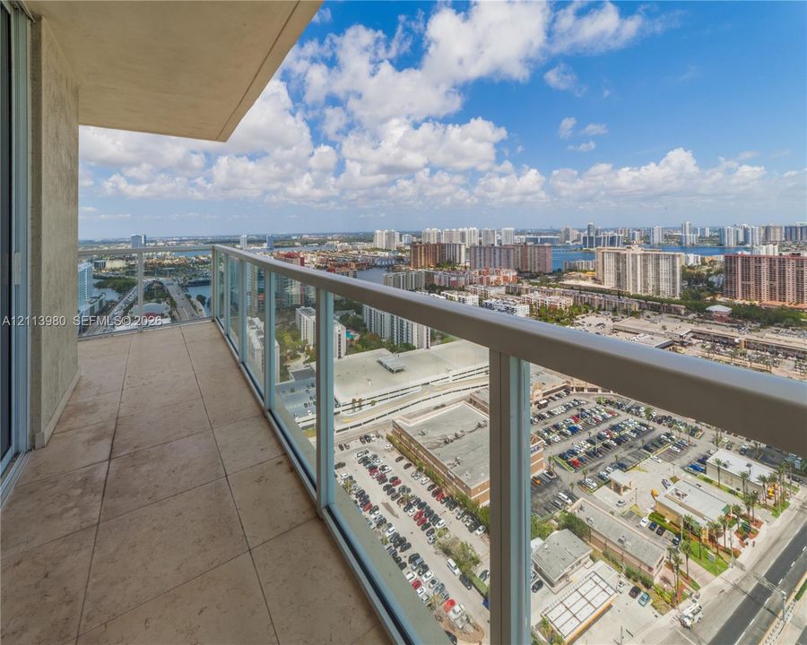For Rent: $7,300 (2 beds, 2 baths, 1423 Square Feet)