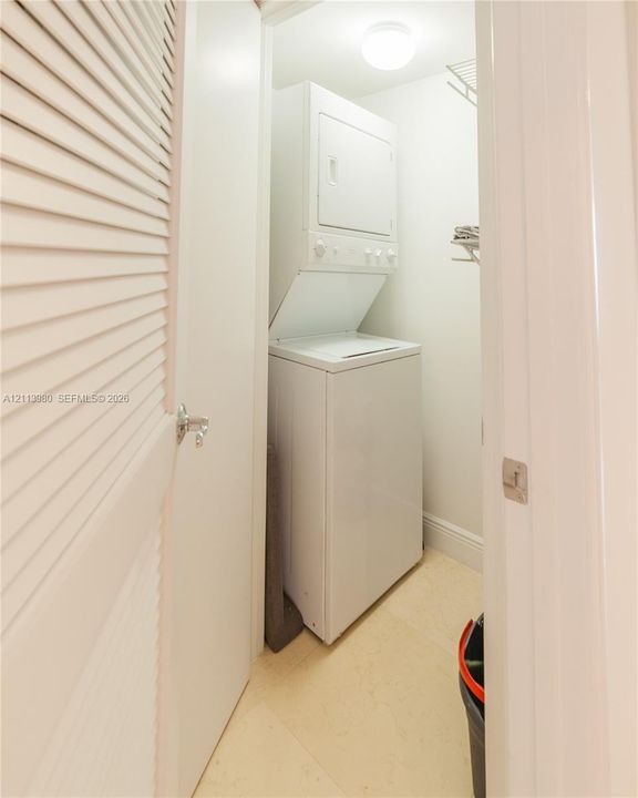 For Rent: $7,300 (2 beds, 2 baths, 1423 Square Feet)