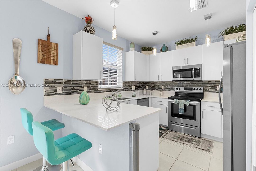For Rent: $3,800 (3 beds, 2 baths, 1508 Square Feet)