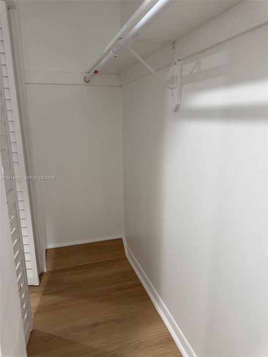 For Rent: $2,600 (2 beds, 1 baths, 1000 Square Feet)