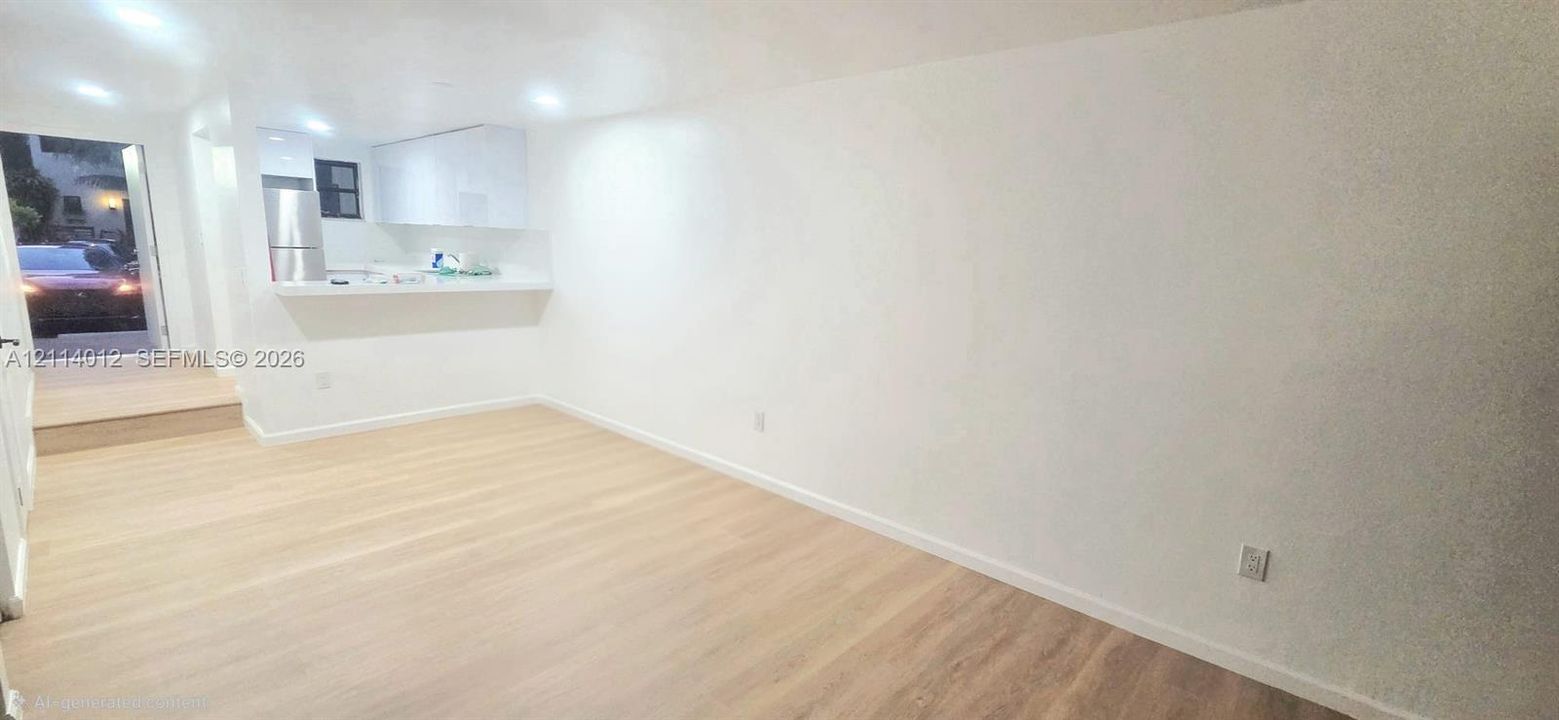 For Rent: $2,600 (2 beds, 1 baths, 1000 Square Feet)