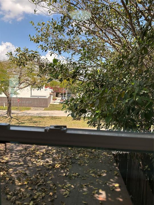 For Rent: $2,800 (3 beds, 2 baths, 1378 Square Feet)