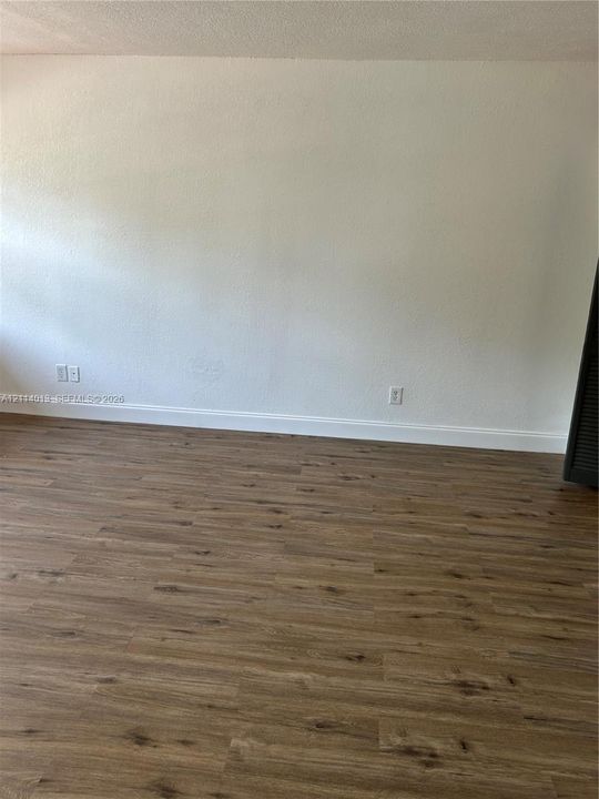 For Rent: $2,800 (3 beds, 2 baths, 1378 Square Feet)
