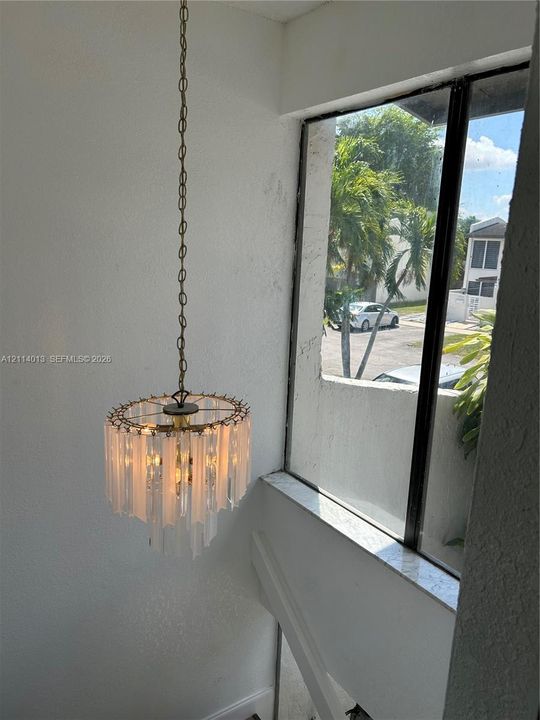 For Rent: $2,800 (3 beds, 2 baths, 1378 Square Feet)
