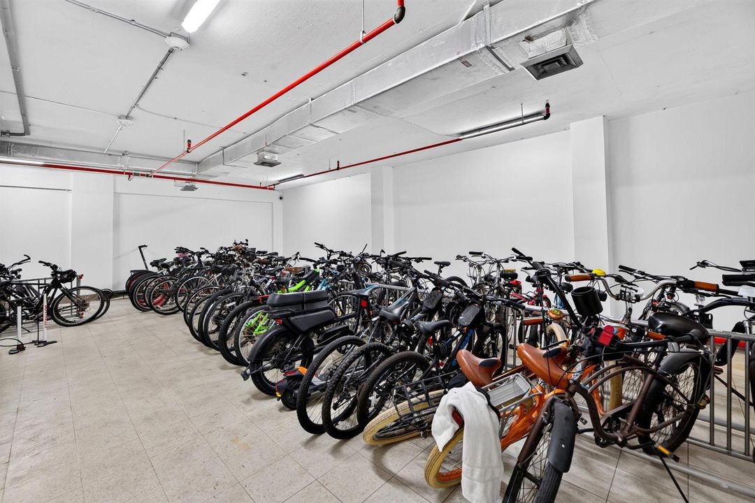 72-web-or-mls-Bike room