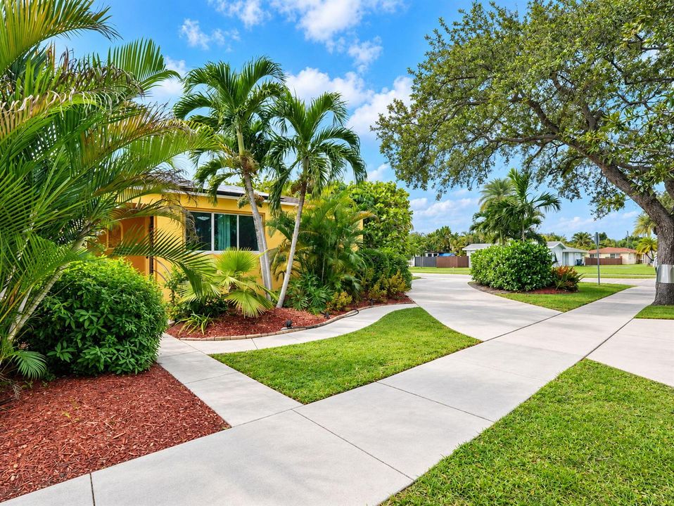 12-web-or-mls-046_Property_046_Edited