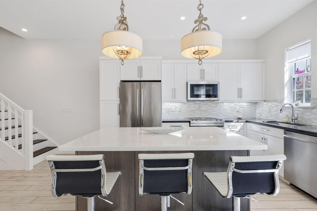 914 Saint George Boulevard - 12.jpg-FULL