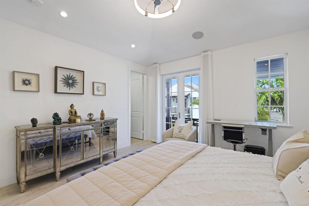 914 Saint George Boulevard - 36.jpg-FULL