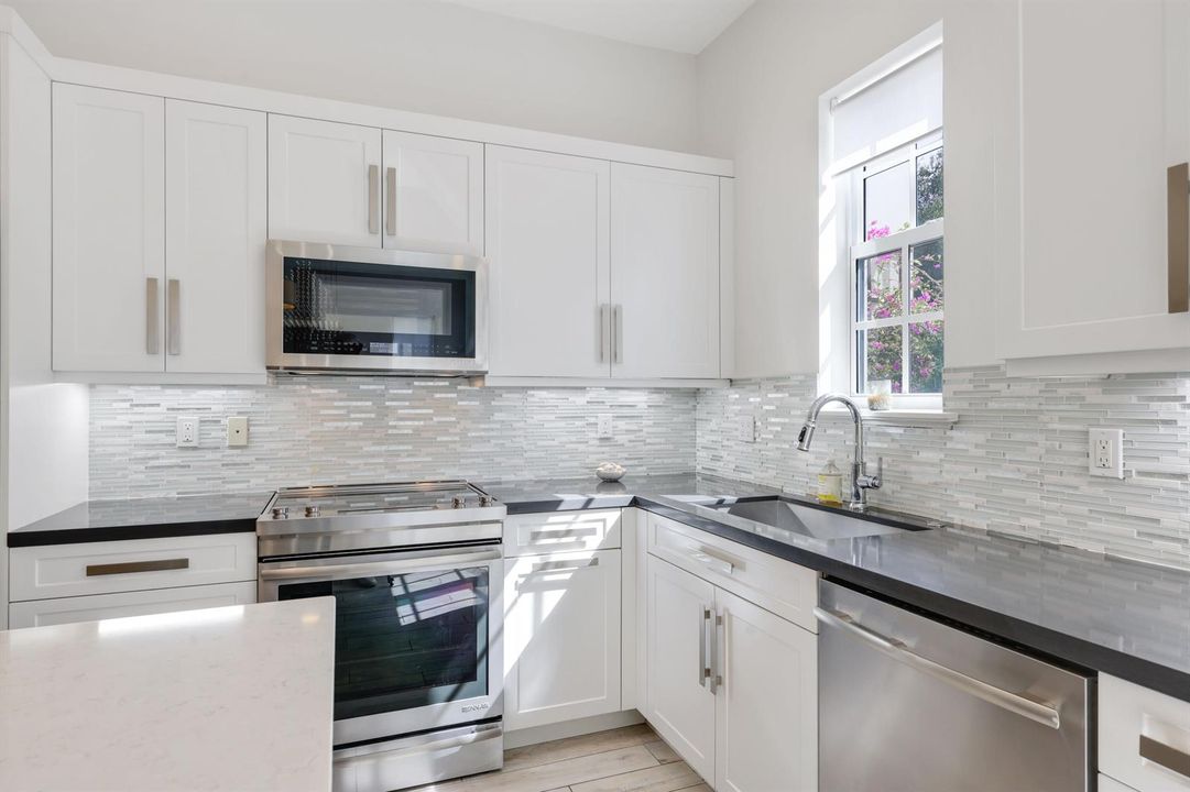 914 Saint George Boulevard - 13.jpg-FULL
