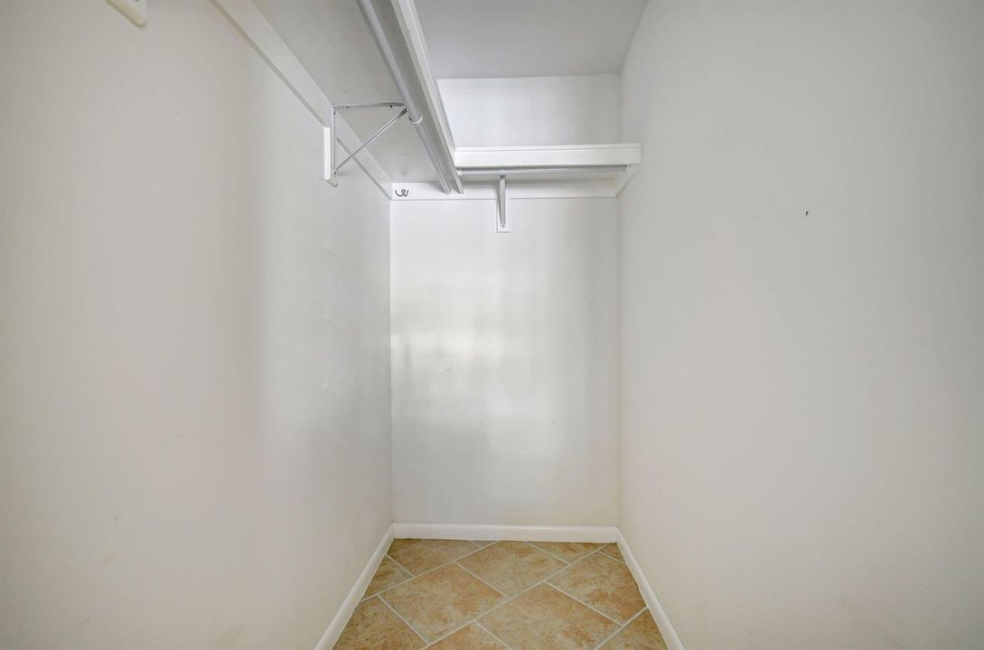 20-web-or-mls-Apartment (20)