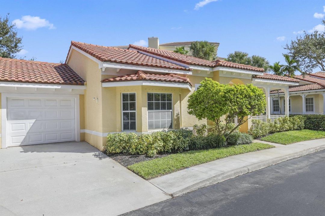 132 Mangrove Bay Way - 3.jpg-SMALL