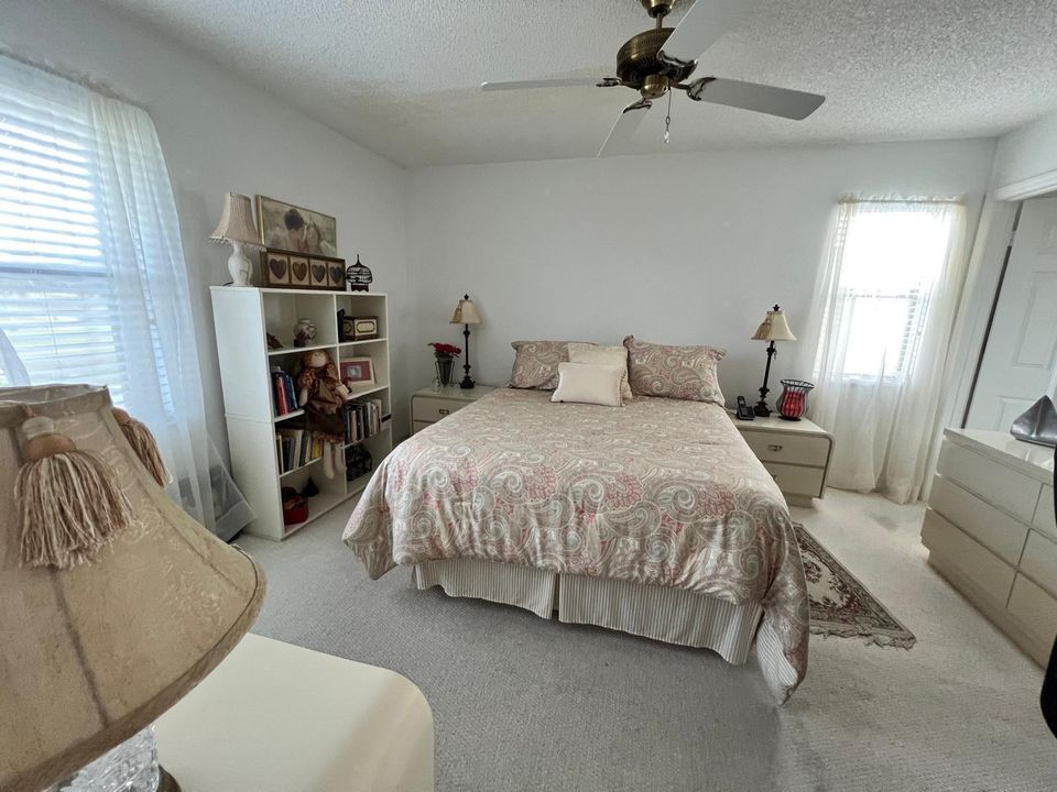 Master Bedroom (1)