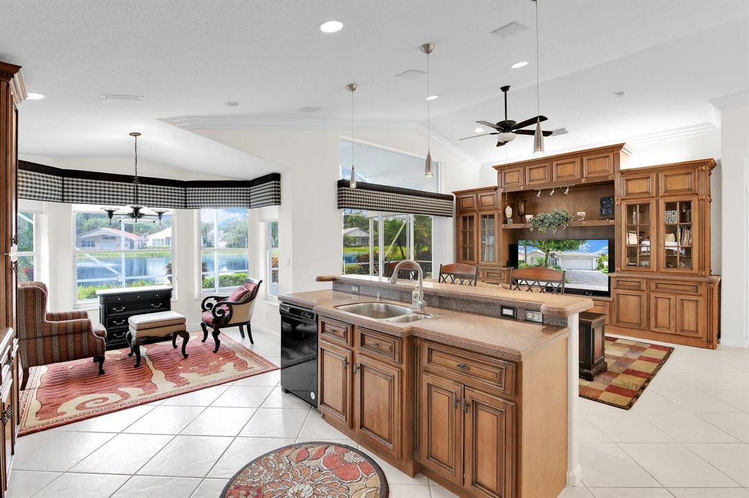 Kitchen / Living Room
