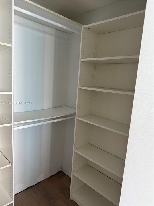 На продажу: $345,000 (0 спален, 1 ванн, 451 Квадратных фут)