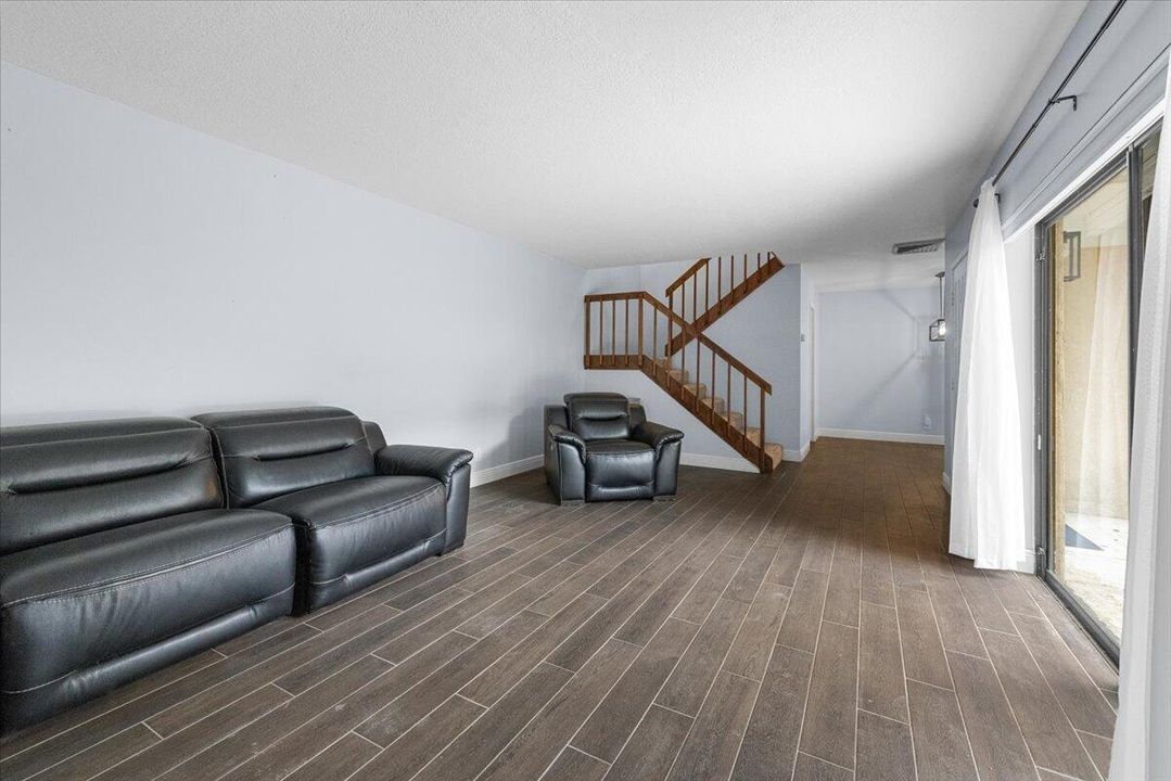 15-10608 180th Pl S 152 -6846