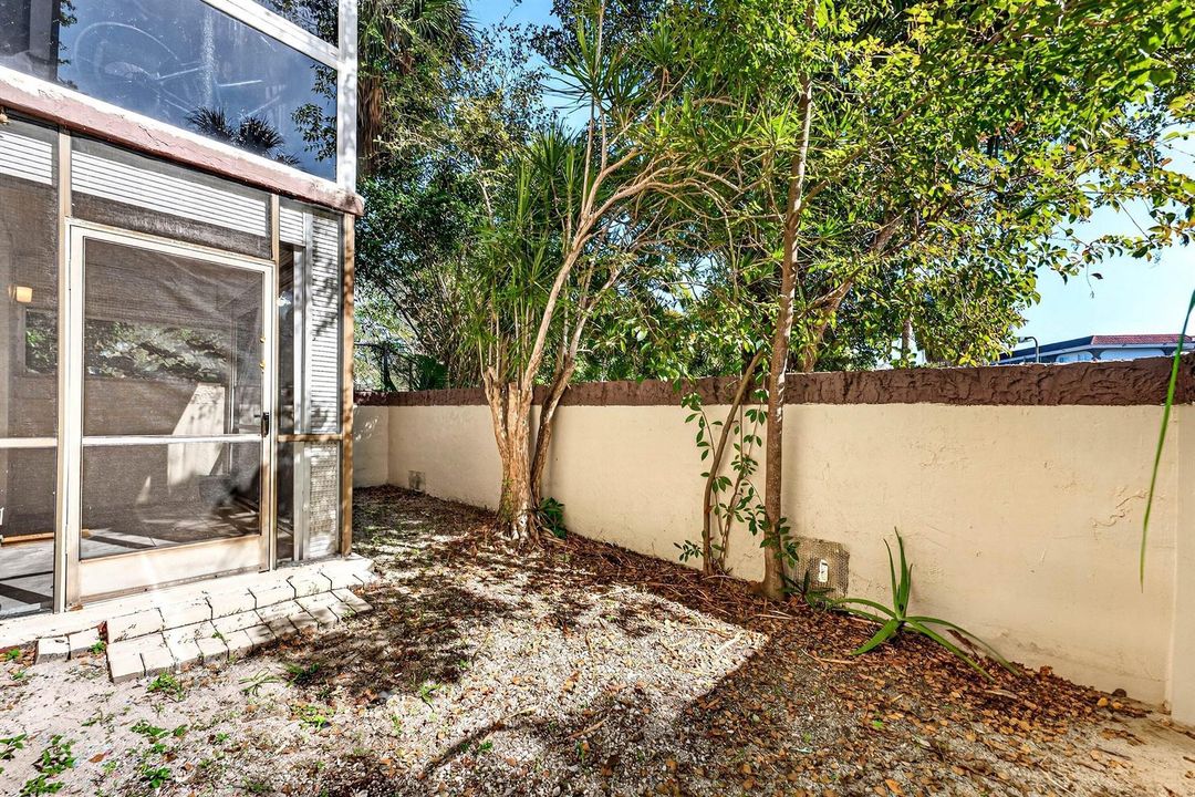walled yard