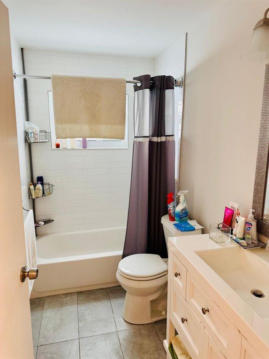 bathrom second