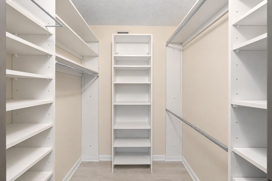 Great Custom Closet