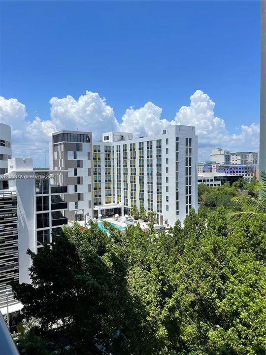 For Rent: $3,650 (1 beds, 2 baths, 855 Square Feet)