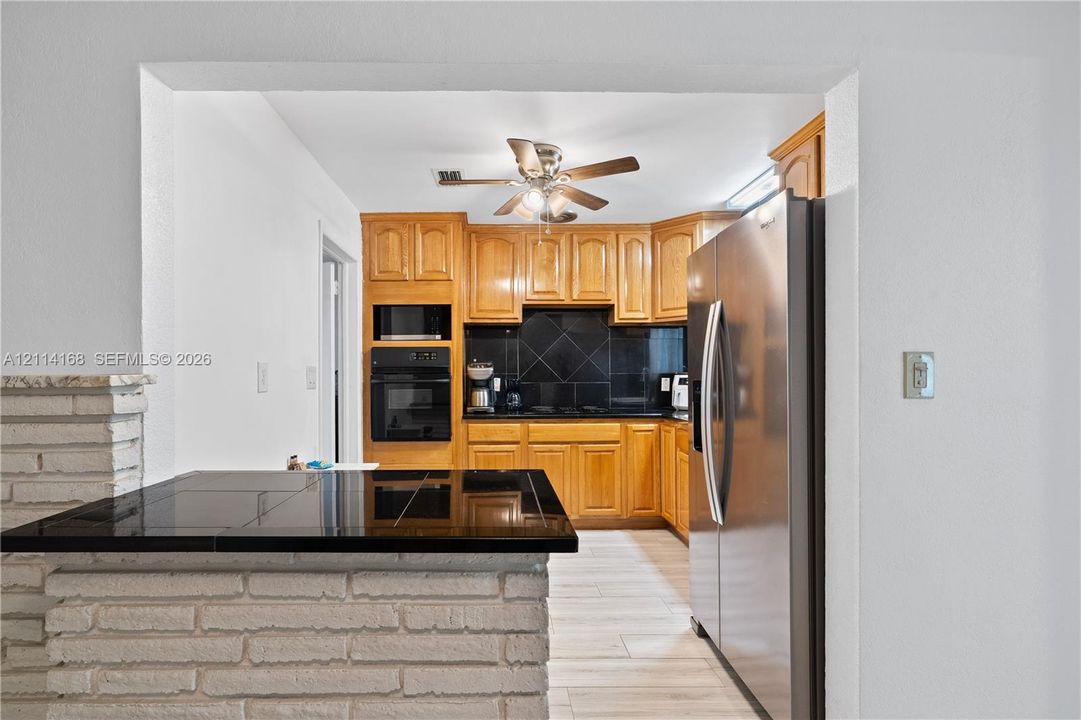 For Sale: $625,000 (3 beds, 2 baths, 1114 Square Feet)