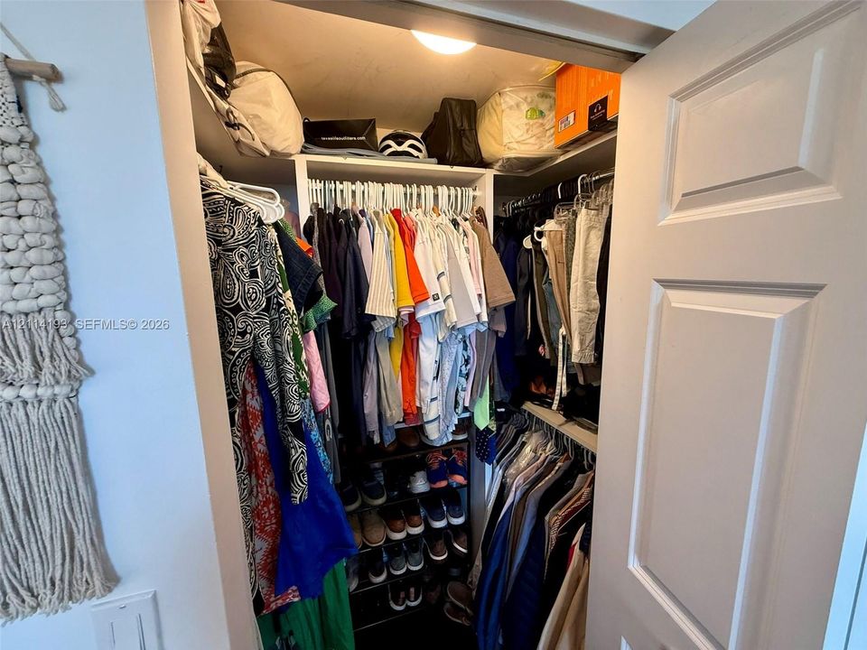 For Rent: $3,100 (1 beds, 1 baths, 797 Square Feet)