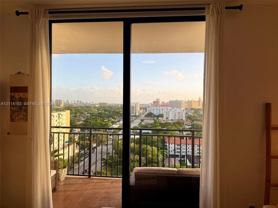 For Rent: $3,100 (1 beds, 1 baths, 797 Square Feet)