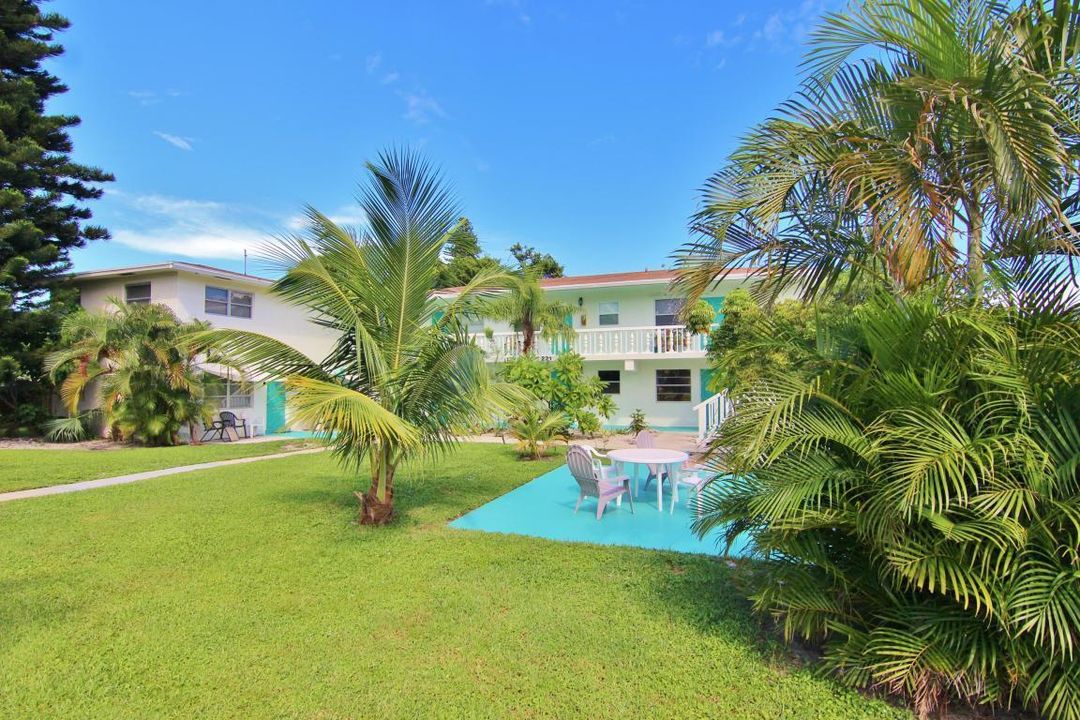 South East Condo Lawn Area