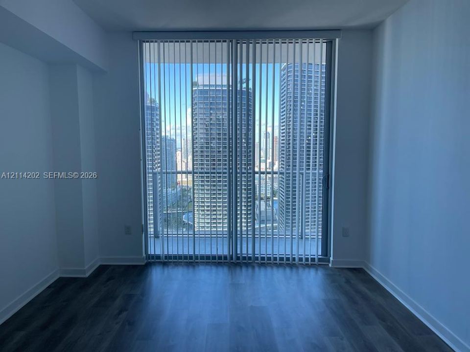 В аренду: $3,300 (1 спален, 1 ванн, 769 Квадратных фут)
